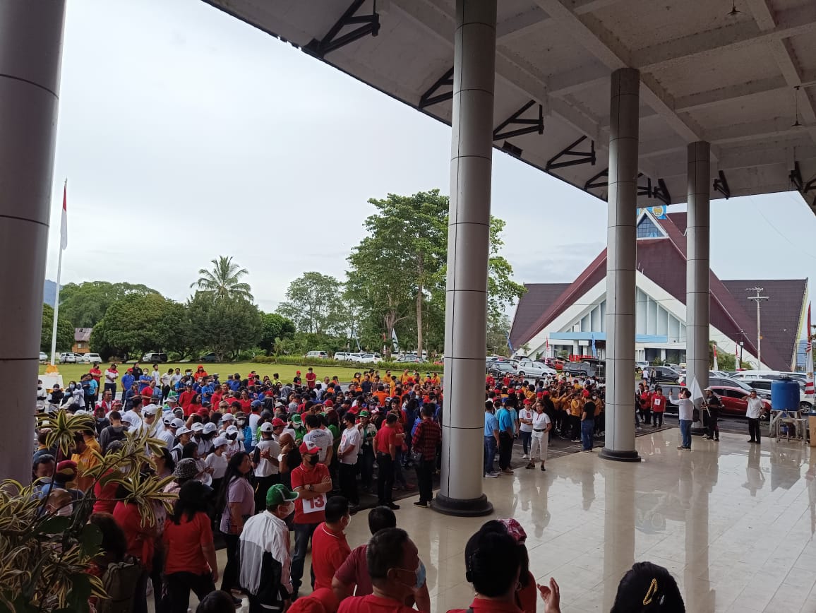 Jalan Sehat Memperingati HUT RI ke-77