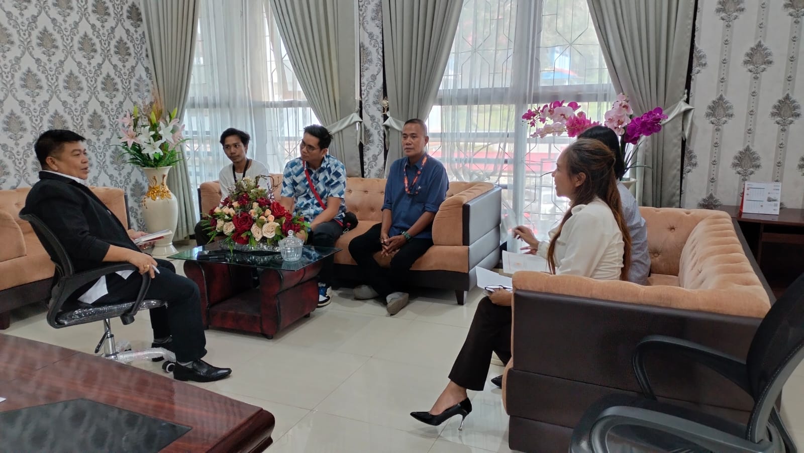 Tunjang Jalan Sehat BUMN, Komitmen Unima Dukung Pemerintah