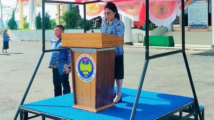 Rektor Unima Deitje Adolfien Pimpin Upacara Peringatan Hari Pancasila