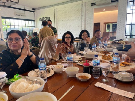 Apresiasi Rektor Unima Soal Gubernur Olly Masuk Deretan Tokoh Nasional Penerima Bintang Jasa Utama