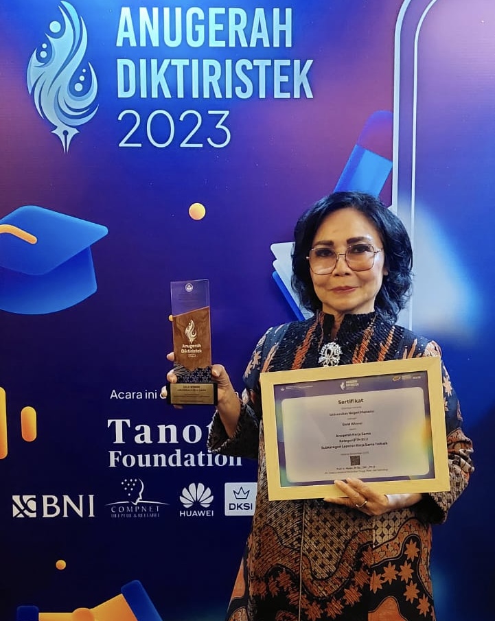 Unima Sabet Gold Winner Dalam Anugerah Kerja Sama kategori PTN-BLU