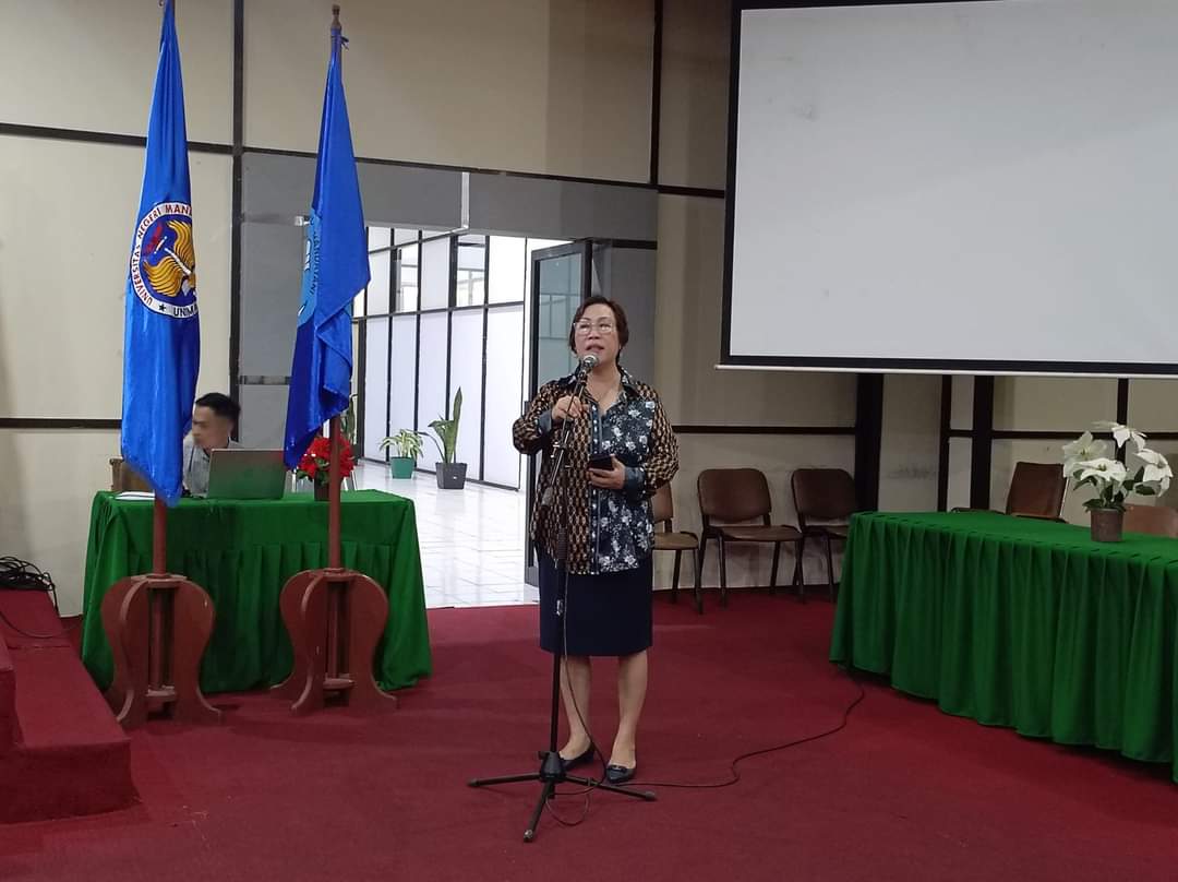 Dibuka Karo Vivi Saroinsong, Unima Gelar Coaching Clinic Anomali Data Dosen