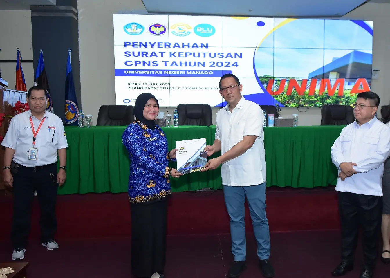 UNIMA Serahkan SK CPNS Formasi Tahun 2024